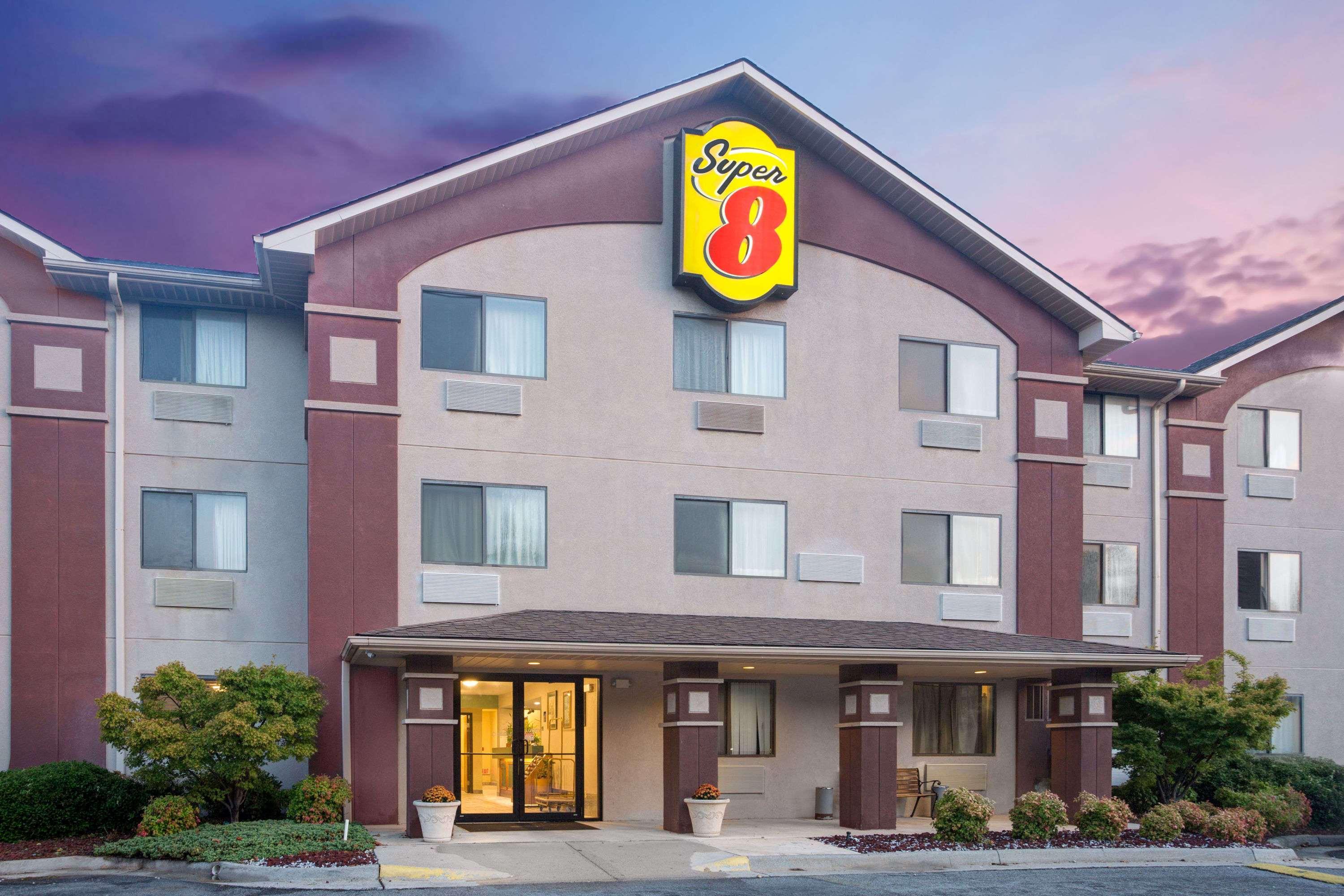 Super 8 By Wyndham Lynchburg Va Hotel Exterior foto